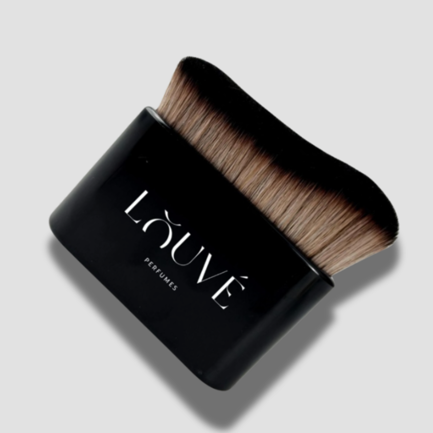 Body Shimmer Brush